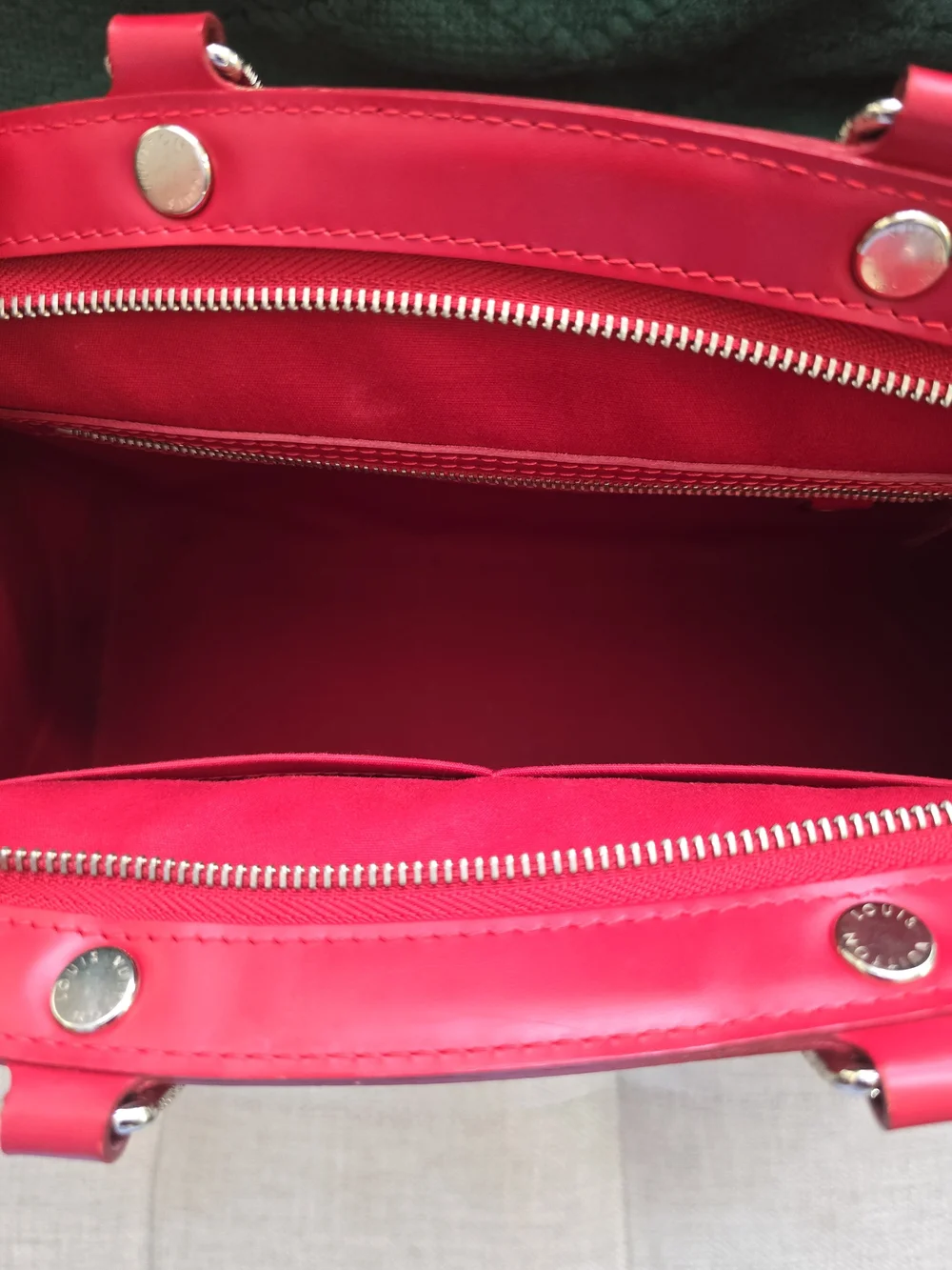 Louis Vuitton Epi Brea MM